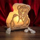 Соляной светильник "Мишка" большой 18х18х6 см, деревянный декор, цельный кристалл - Фото 1