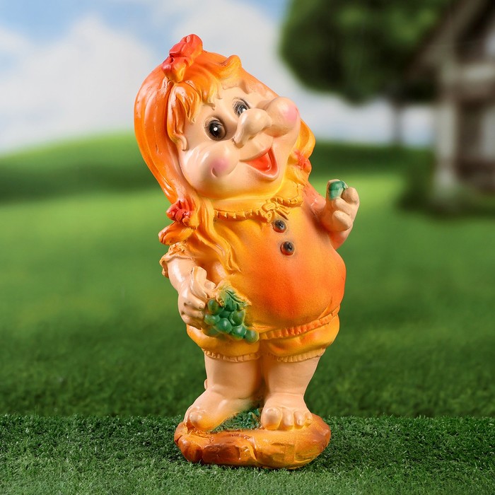 Садовая фигура "Гном с виноградом", 30см - Фото 1