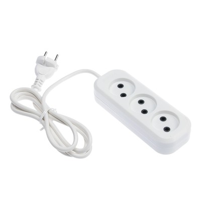 Удлинитель TUNDRA, 3 розетки, 1.7 м, 10 А, 2200 Вт, ШВВП 2х0.5 мм2, без заземления, белый