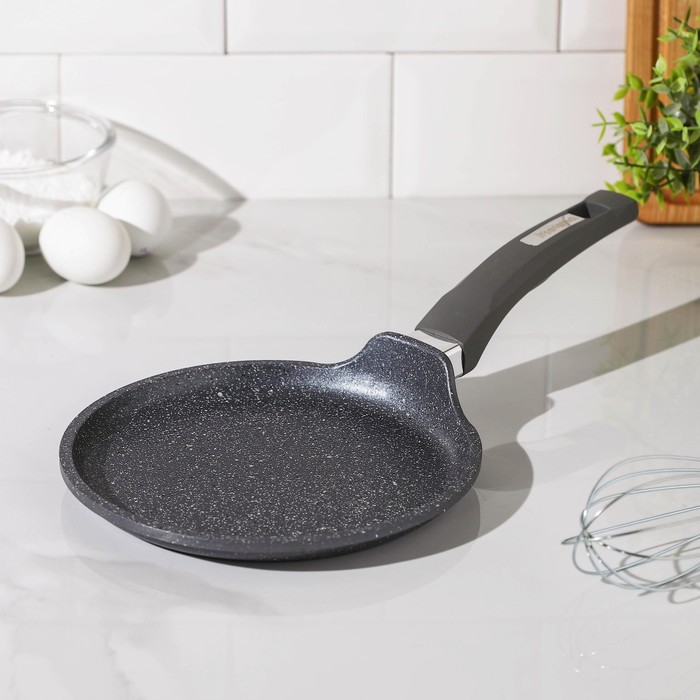 Сковорода блинная Мечта «Гранит», d=20 см, пластиковая ручка, антипригарное покрытие, литой алюминий, серая - Фото 1
