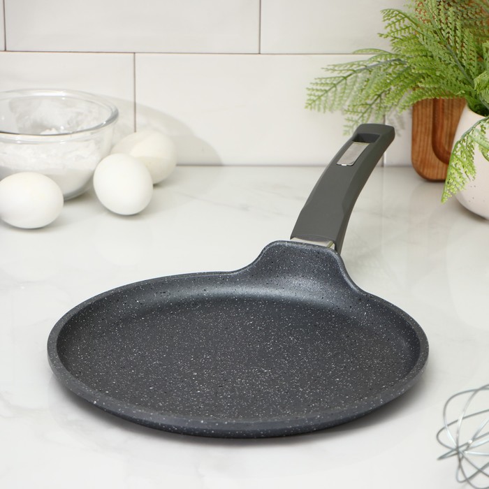 Сковорода блинная Мечта «Гранит», d=24 см, пластиковая ручка, антипригарное покрытие, литой алюминий, серая - Фото 1