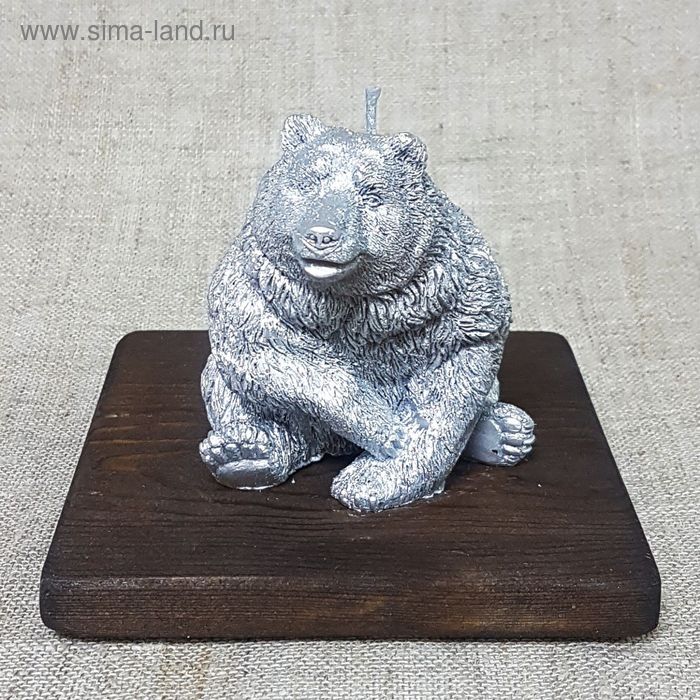 Свеча на деревянной подставке "Медведь Серебряный" - Фото 1