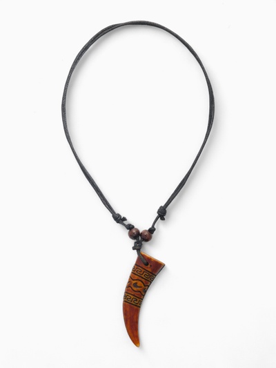 Кулон унисекс «Клык», цвет коричнево-чёрный на чёрном шнурке, 40-80 см