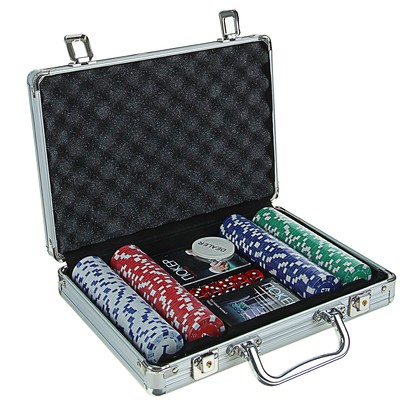 Покер в металлическом кейсе (карты 2 колоды, фишки 200 шт, 5 кубиков), 20.5х29 см УЦЕНКА