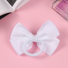 Бант для волос на резинке «Школьница», горох, 9 см, белый - Фото 4