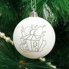 Новогоднее ёлочное украшение под роспись «Подарок» размер шара 6 см - фото 3802636