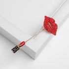 Булавка «Губы с помадой», 8 см, красно-чёрная в золоте - Фото 4