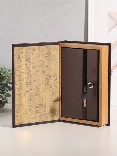 Сейф дерево книга "Король" кожзам 26х17х5 см