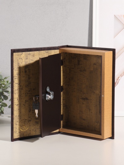 Сейф дерево книга "Король" кожзам 26х17х5 см