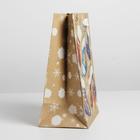 Пакет подарочный новогодний крафтовый «Носочки с подарками», MS 18 х 23 х 8 см - Фото 3