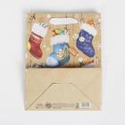 Пакет подарочный новогодний крафтовый «Носочки с подарками», MS 18 х 23 х 8 см - Фото 4