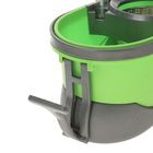 Набор для уборки: швабра, ведро на колёсах с металлической центрифугой, запасная насадка из микрофибры, дозатор, цвет зелёно-серый - Фото 5
