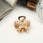 Крабик для волос «Жемчужный», бантик, 2.5 см, золото - Фото 3