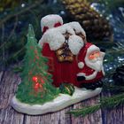 Сувенир керамика световой "Дед Мороз у домика" 8,5х9,3х5,3 см - Фото 3