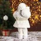 Дед Мороз "В белой шубке, с подарками" 45 см - фото 4574574