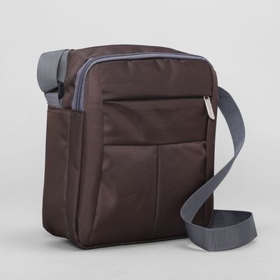 Планшет мужской, 2 отдела, 2 наружных кармана, регулируемый ремень, цвет коричневый