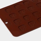 Форма для украшений Доляна «Сердечки», силикон, 21×11 см, 24 ячейки, цвет коричневый - фото 4637953