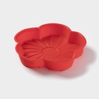 Форма для выпечки Доляна «Цветок», силикон, 20×20×4 см, красная - Фото 3