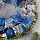 Венок новогодний d=22 см «Зимнее волшебство», с синими бантами и шариками - Фото 4