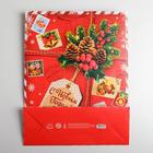 Пакет ламинированный вертикальный «Подарок от Деда Мороза», 31 × 40 × 11,5 см - Фото 4