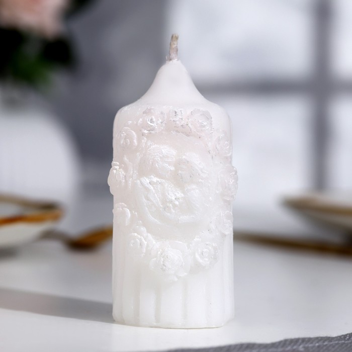 Свеча-цилиндр свадебная "Жених и невеста", 9х4,5 см, белая с блеском, домашний очаг - Фото 1