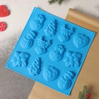 Форма для украшений 3D Доляна «Ёлочные игрушки», силикон, 30×30 см, 12 ячеек, цвет синий - фото 3243411