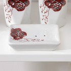 Набор аксессуаров для ванной комнаты «Роза», 4 предмета (дозатор 300 мл, мыльница, 2 стакана), цвет белый - Фото 2