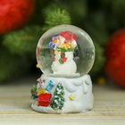 Сувенир полистоун водяной шар "Снеговик с зайкой" 6,5х5х5 см - Фото 3