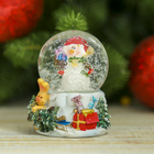 Сувенир полистоун водяной шар "Снеговик с зайкой" 6,5х5х5 см - Фото 4