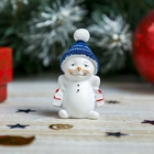 Сувенир полистоун "Снеговик с покупками" 5х3х2 см - Фото 1