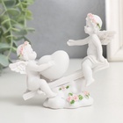 Фигурка полистоун «Ангелочки в розовых веночках качаются на качалке», 10×11×4.5 см - Фото 1