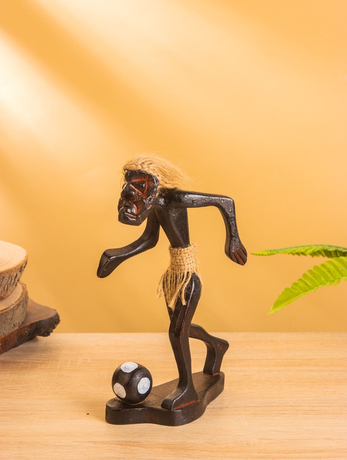 Сувенир «Абориген-футболист», 8×12×21 см, дерево - Фото 1