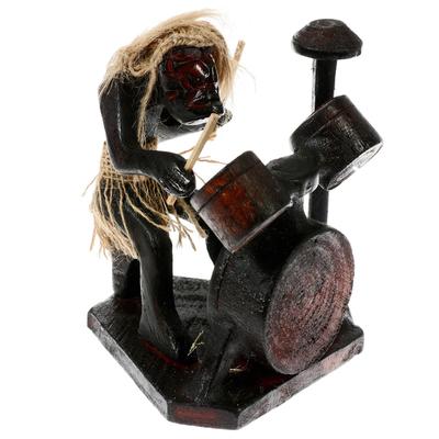 Сувенир «Абориген с барабанной установкой», 15 см, дерево