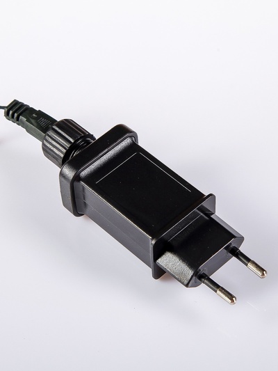 Ёлка светодиодная «Галактика» 180 см, диаметр нижнего яруса 90 см, 220 ПВХ веток, мигание, свечение белое/синие