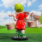 Садовая фигура "Девочка с коромыслом" цветная 27х21х47см МИКС - Фото 2