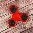 Спиннер "Классика" красный, подшибник с пластик. заглушкой 6,5*6,5*1 - Фото 1