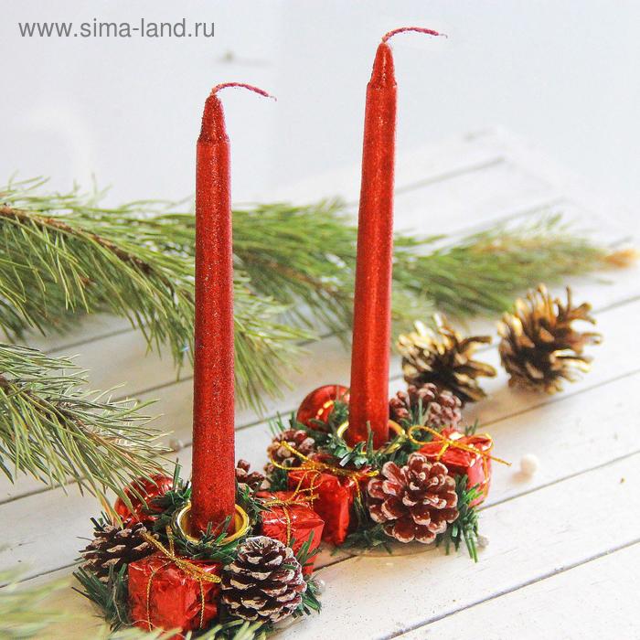 Свеча новогодняя с подсвечником "Красные шишки и подарки" (набор 4 шт) 4х13х17 см, красный - Фото 1
