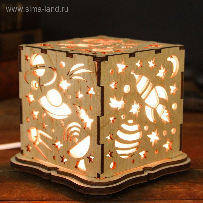 Соляной светильник из фанеры "Куб космос", деревянный декор, цельный кристалл - Фото 1