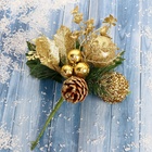 Еловая ветка декоративная «Зимнее волшебство. Мечты», пластик, шиповник в бисере, 18 см, золото - Фото 3