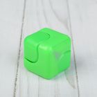 Кубик антистресс "Спиннер", цвет зеленый - Фото 1
