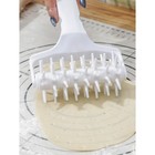 Валик для накатки теста Доляна «Дырки», 21×12.5×6.5 см, пластик, белый - Фото 2