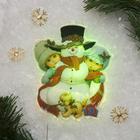 Световая картинка на присоске "Снеговик с детьми"(батарейки в комплекте), 1 LED, RGB - Фото 1
