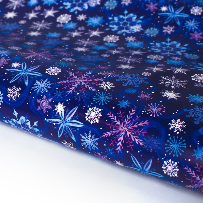 Бумага упаковочная глянцевая «Синие снежинки», 70 х 100 см, Новый год - Фото 1