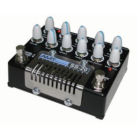 

Ламповый гитарный предусилитель с блоком питания AMT Electronics SS-20