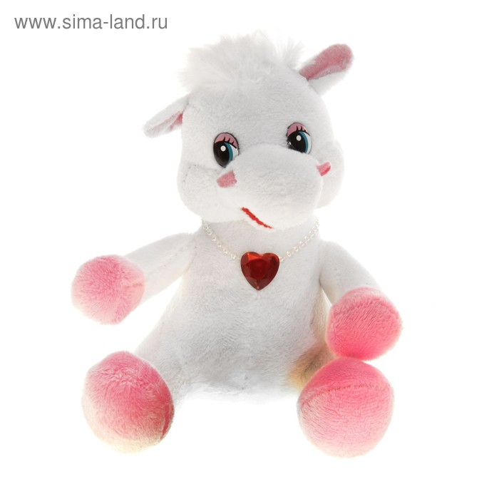 Мягкая игрушка "Белая лошадь", на груди кулон-сердце - Фото 1