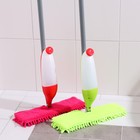 Швабра для мытья пола с распылителем Доляна, двусторонняя насадка из микрофибры 40×14 см, металлическая ручка 125 см, МИКС - Фото 7
