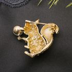 Брошь «Белочка» с бусиной, цвет белый в золоте - Фото 2