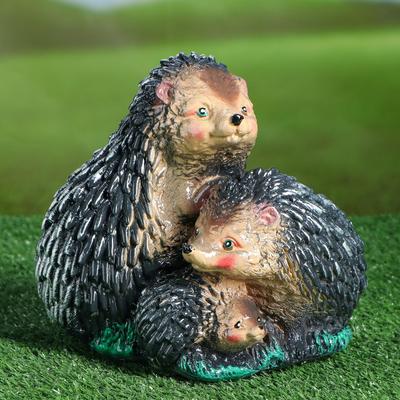 Садовая фигура "Ежики семья", бежевая, 19 см