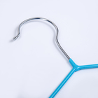 Плечики для одежды детские, размер 30-34, антискользящая, цвет голубой - Фото 2