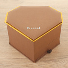 Коробка подарочная, цвет коричневый, 20 х 18,5 х 12 см - Фото 1
